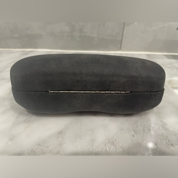 CHANEL DARK GREY SUNGLASSES HARD CASE main image 10